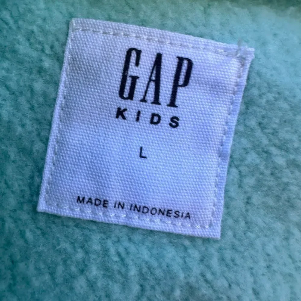🎉5 for $45🎉 NWT Gap sweatshirt pullover size L